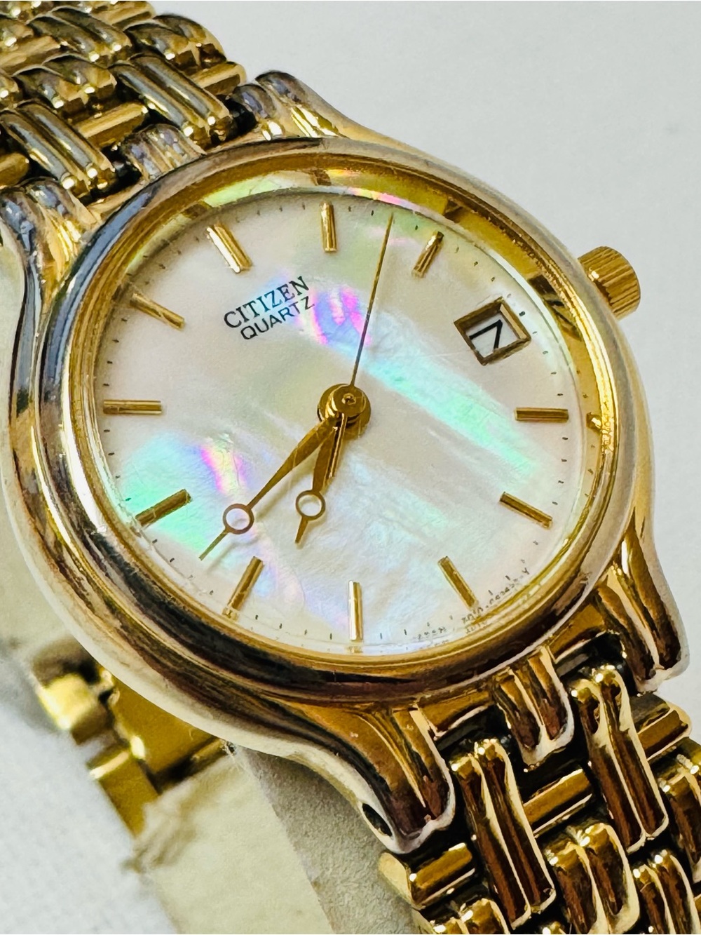 Vintage Citizen Gorgeous Mother Of Pearl Women's Gold Bracelet Watch 6010-G13893 - Picture 2 of 15
